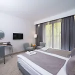 Ξενοδοχείο Seapark Wellness & 3*