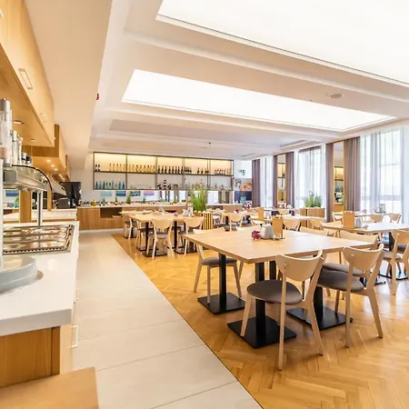 Seapark Wellness & 3* Kolobrzeg