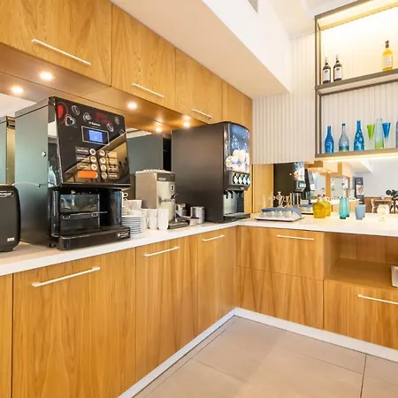 Seapark Wellness & Ξενοδοχείο 3*