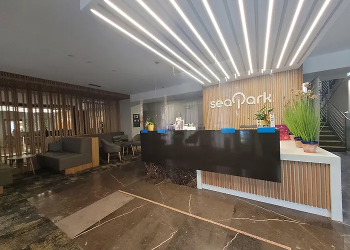 Seapark Wellness & 3*